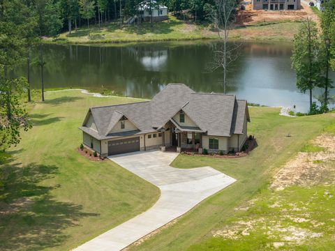 185 Stately Oak Dr Huntingdon TN 38344