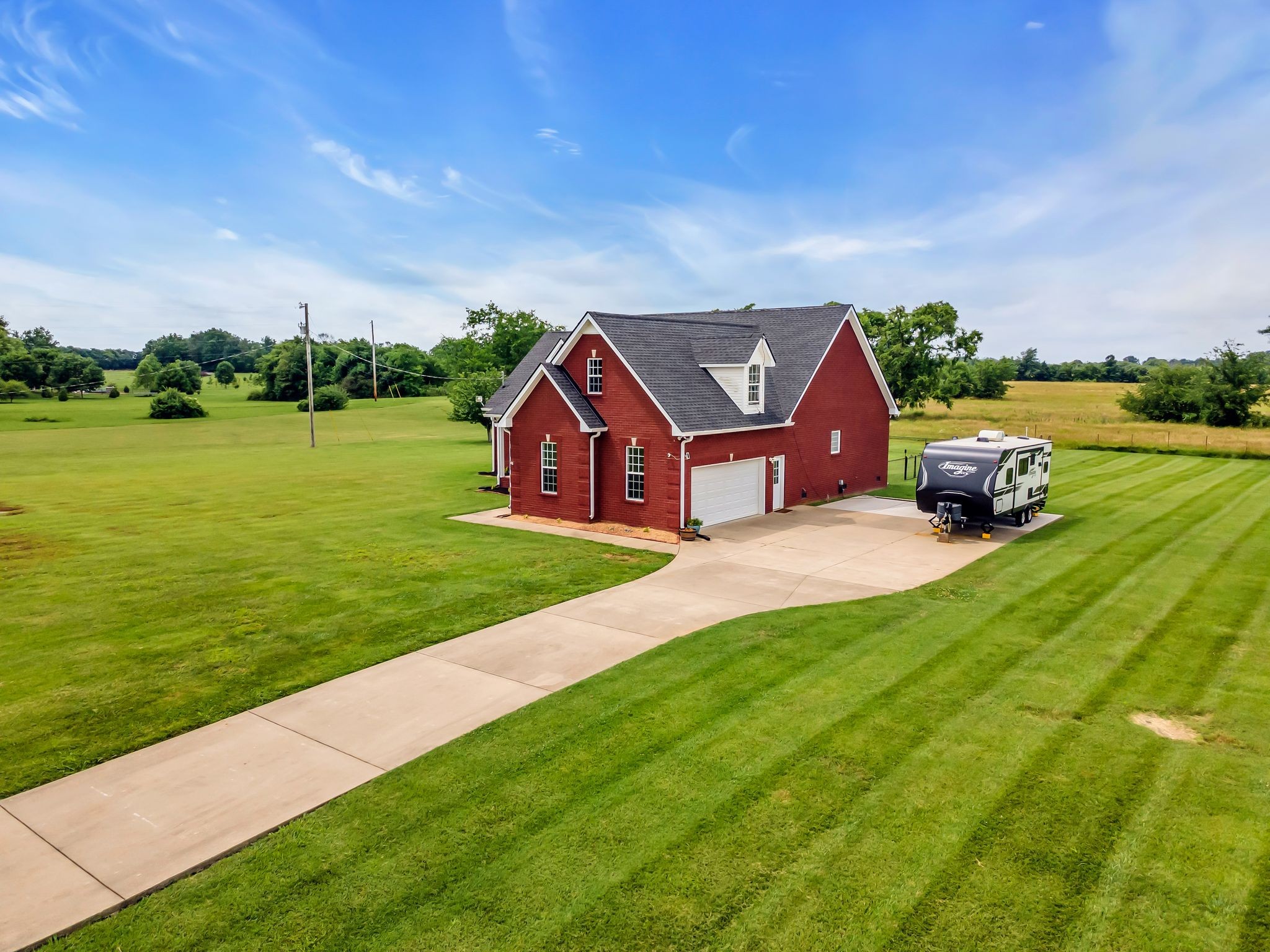 141 Holly Ct