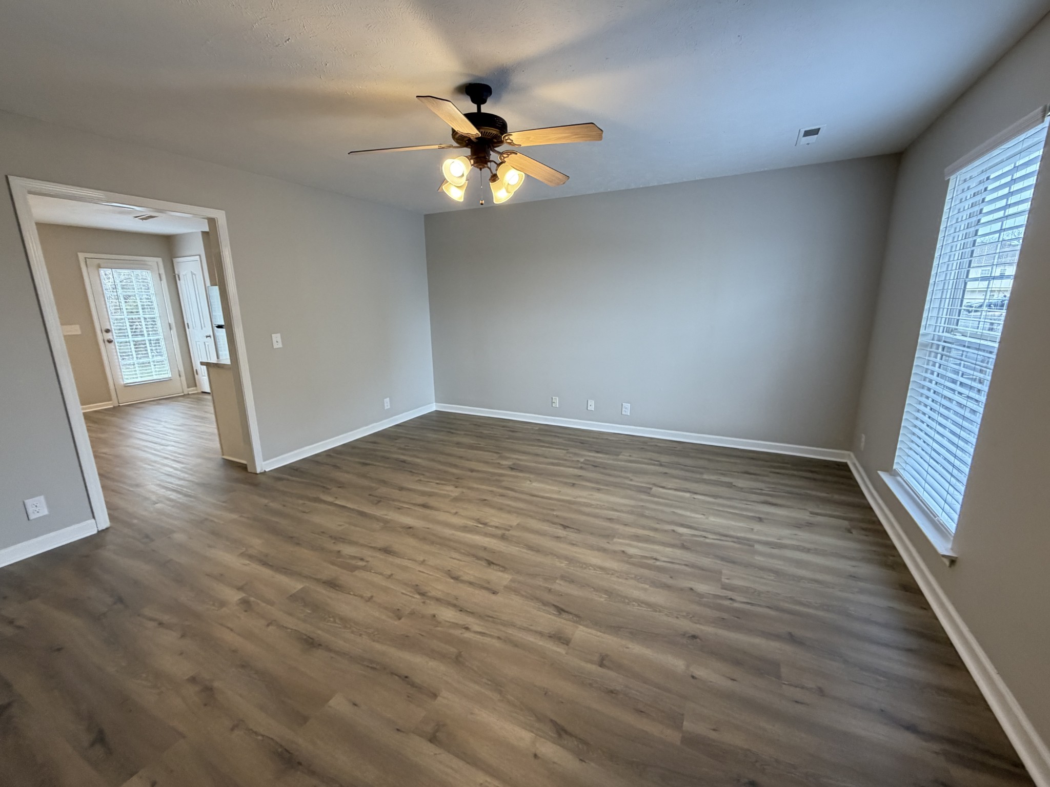 5170 Hickory Hollow Pkwy 143