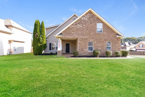 Photo of 1444 Bern Dr, Spring Hill, TN 37174 (MLS # 3183514)