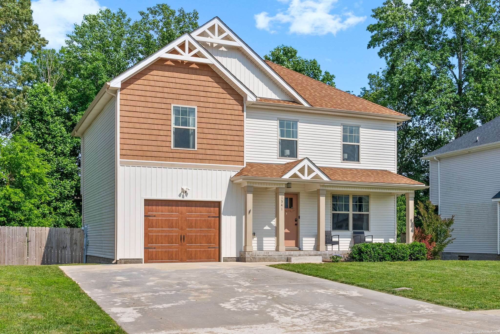 1341 Sussex Dr