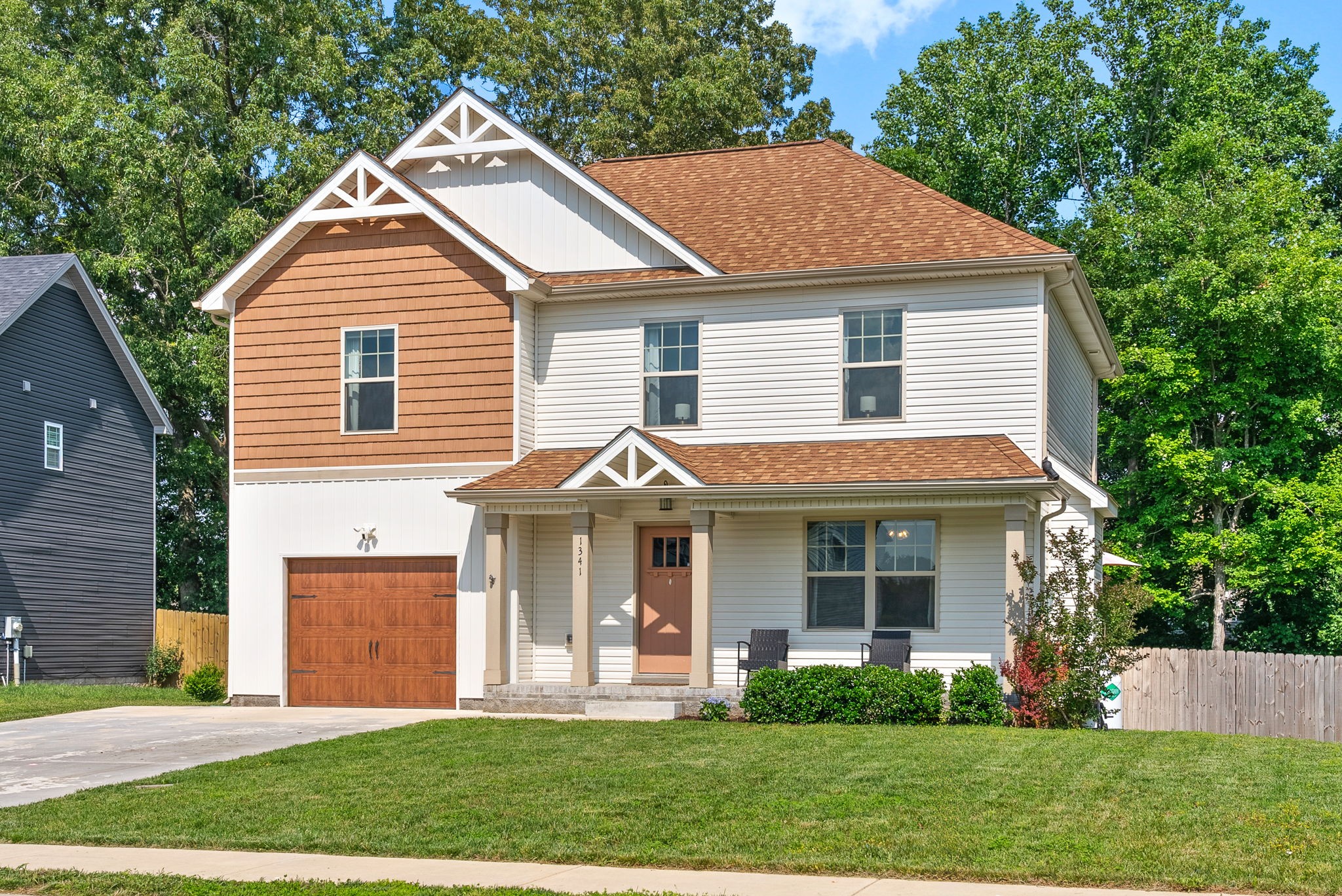 1341 Sussex Dr