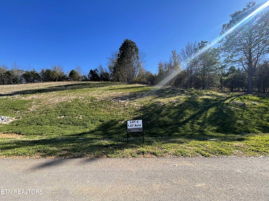 3830 LAKESIDE ESTATES WAY, LOUISVILLE, TN 37777 - Image 5bcb2a5bb37d78f06bdb346369afe8d8/1160088435