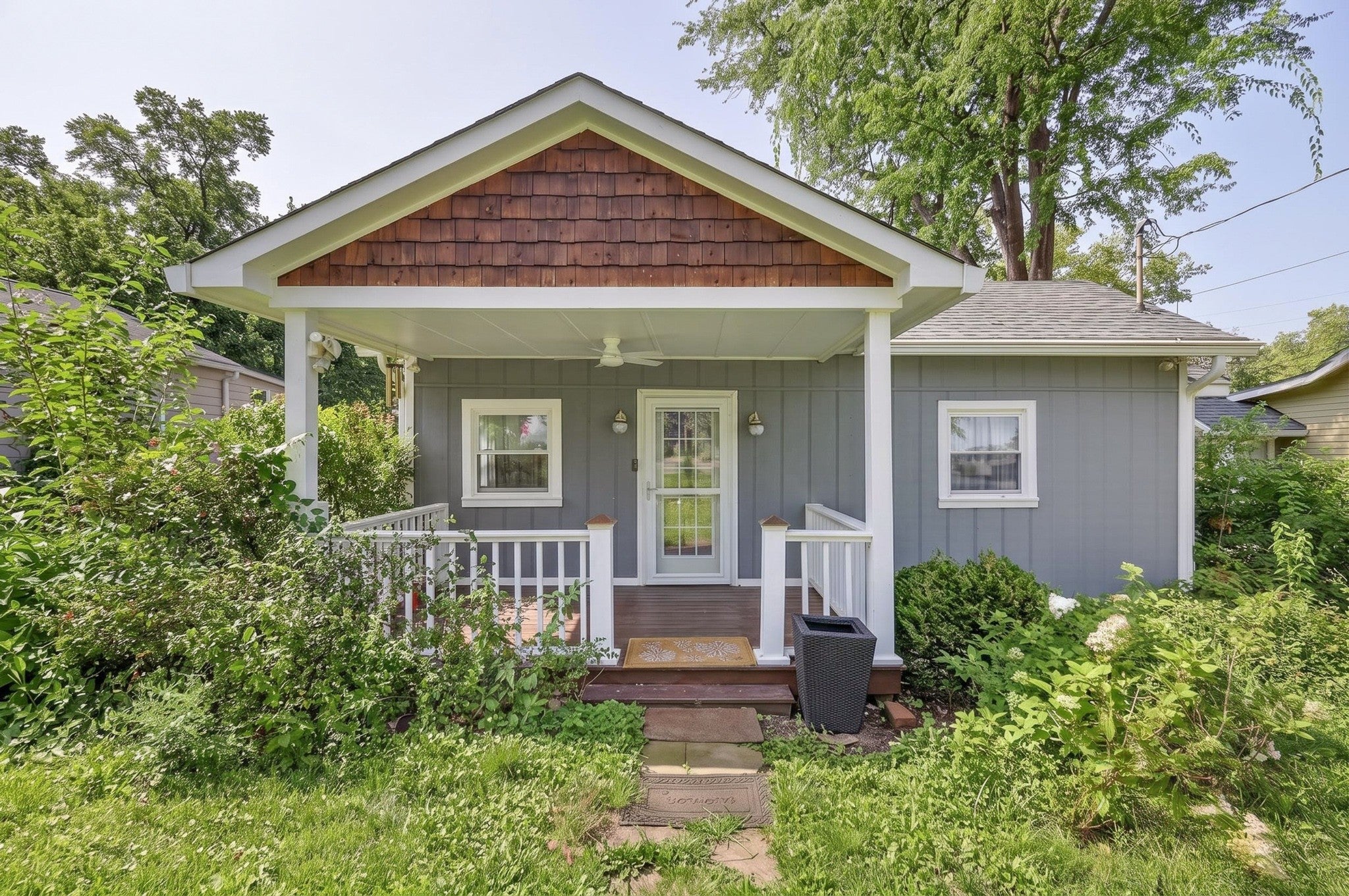 2-bed listing at 5207 Park Ave, Nashville