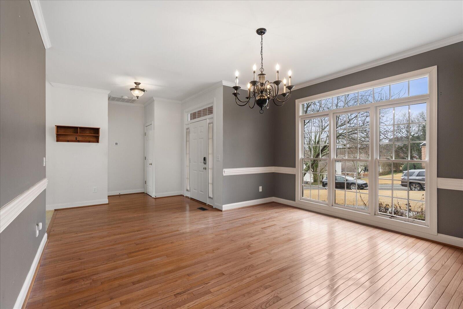 121 Oakhurst Terrace NE