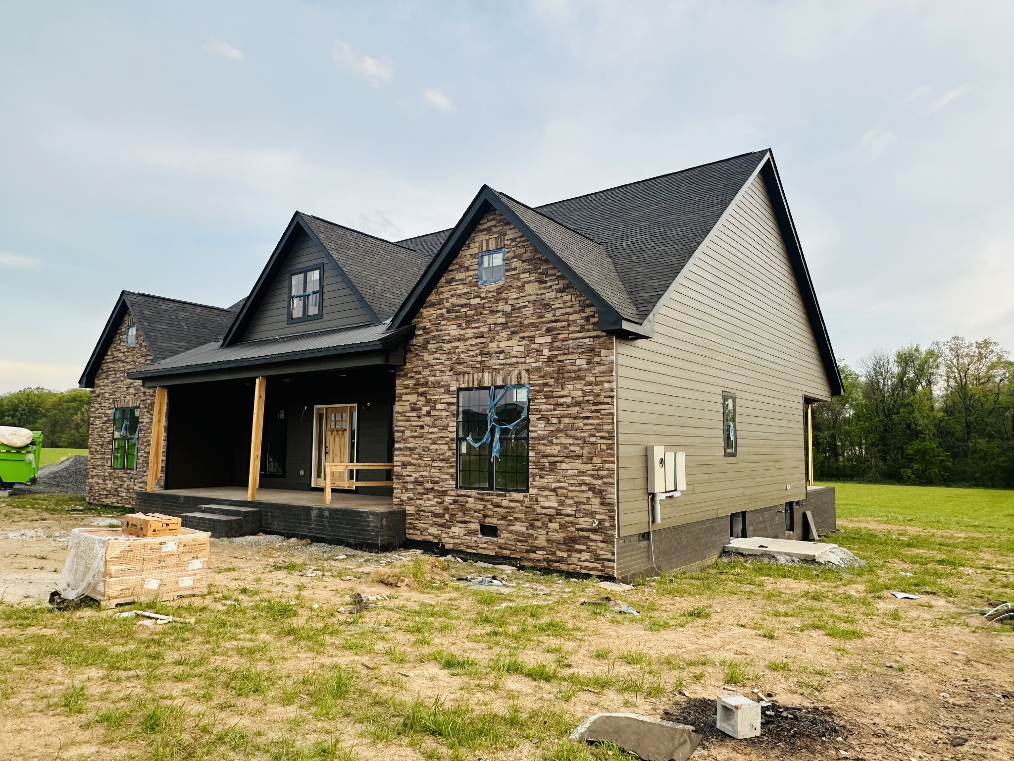 533 Suzanne Way