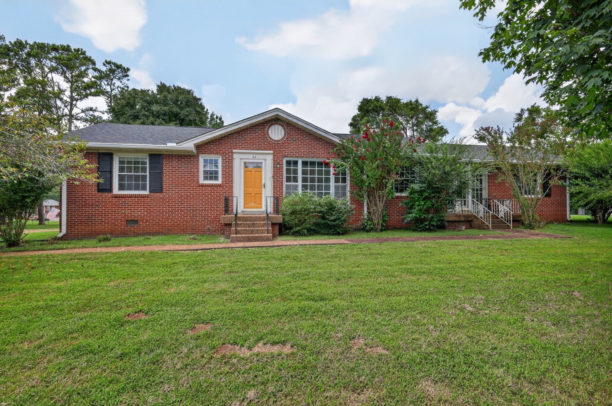 132 Winwood Dr