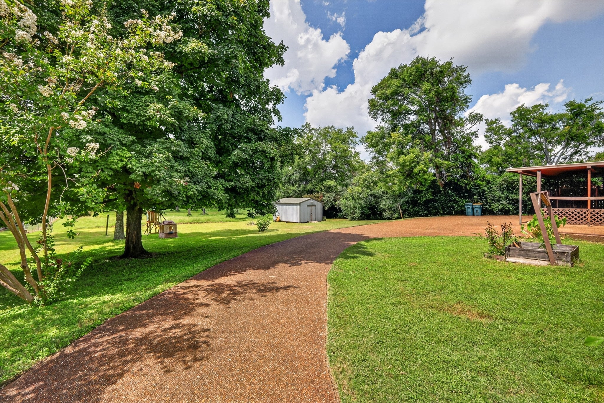 132 Winwood Dr