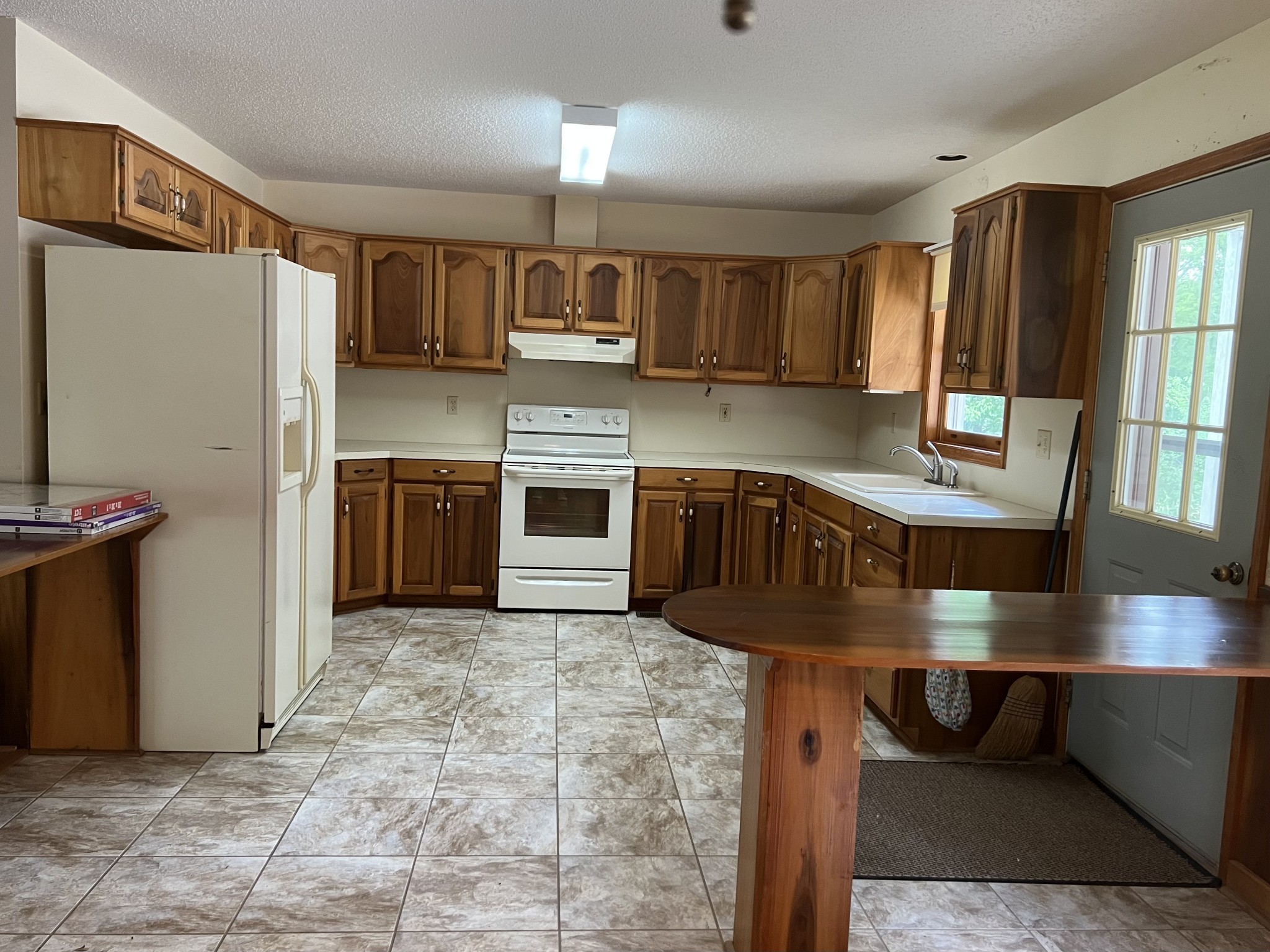 3610 Highway 231 N