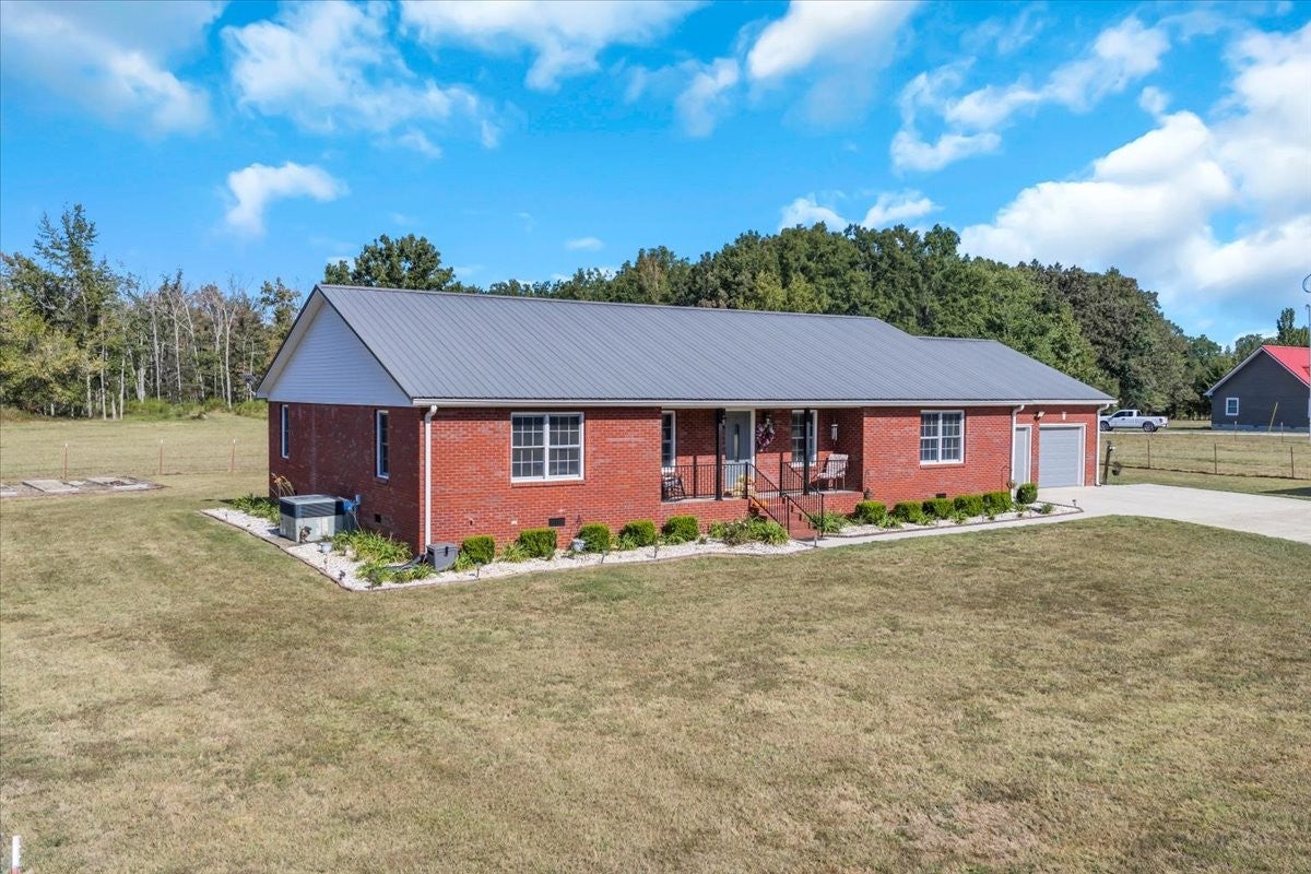 2343 Davenport Rd