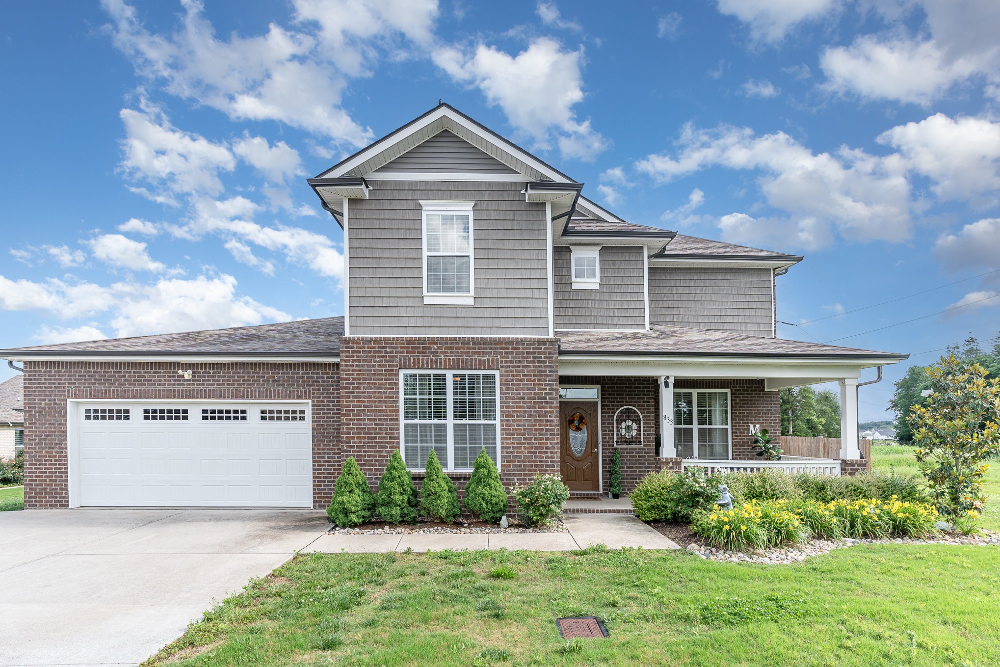 833 Clematis Dr