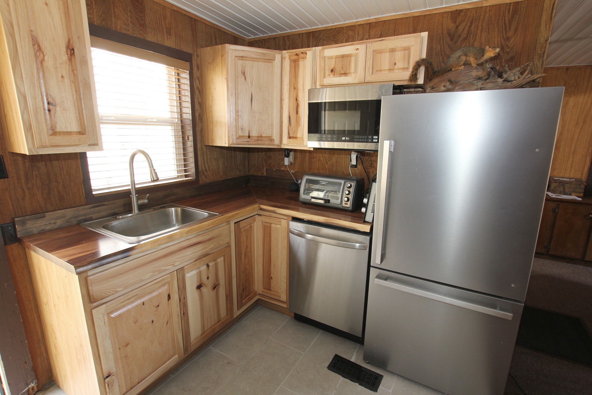 1050 Holiday Haven Dr