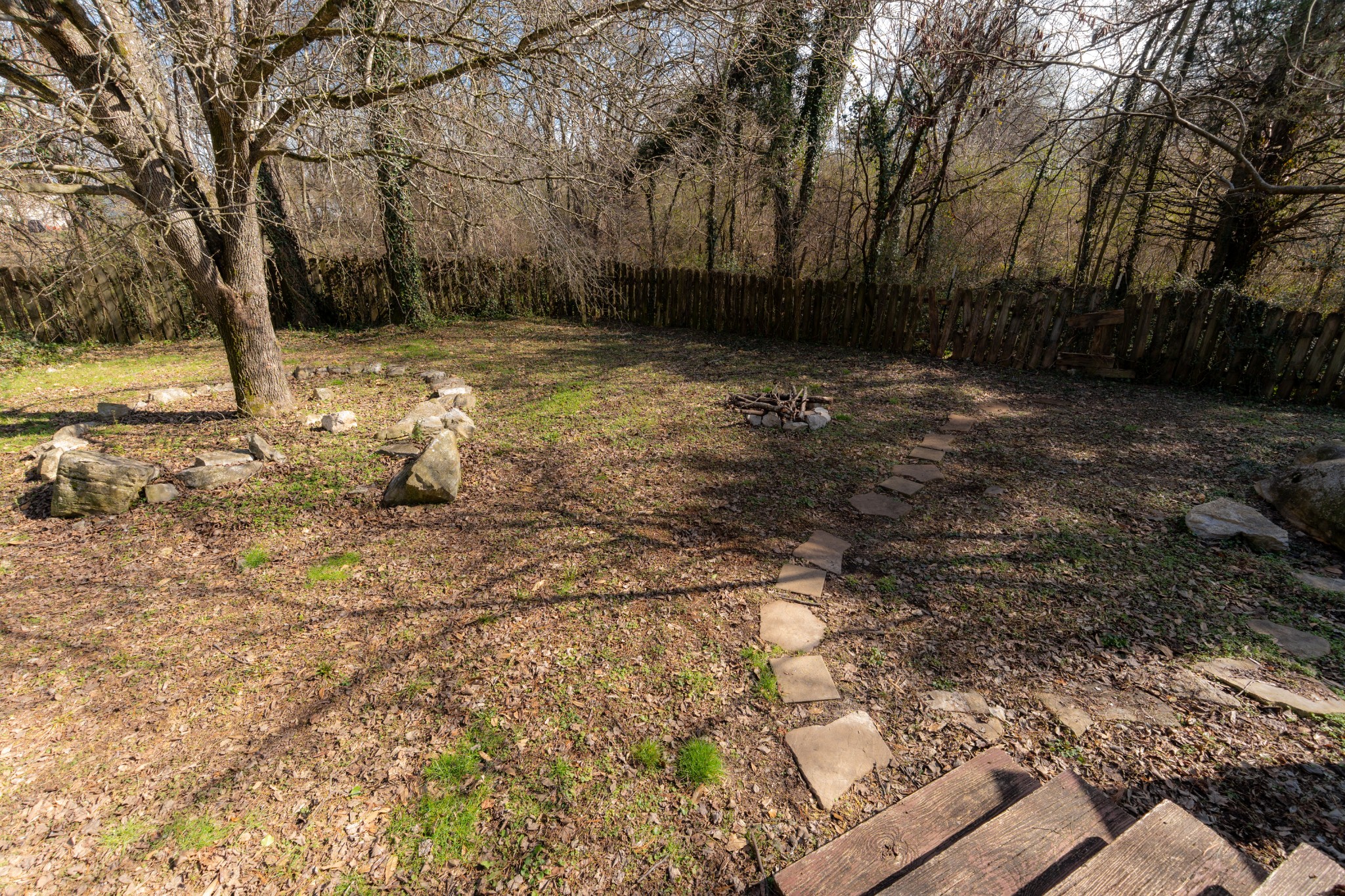 1102 Falling Tree Ct