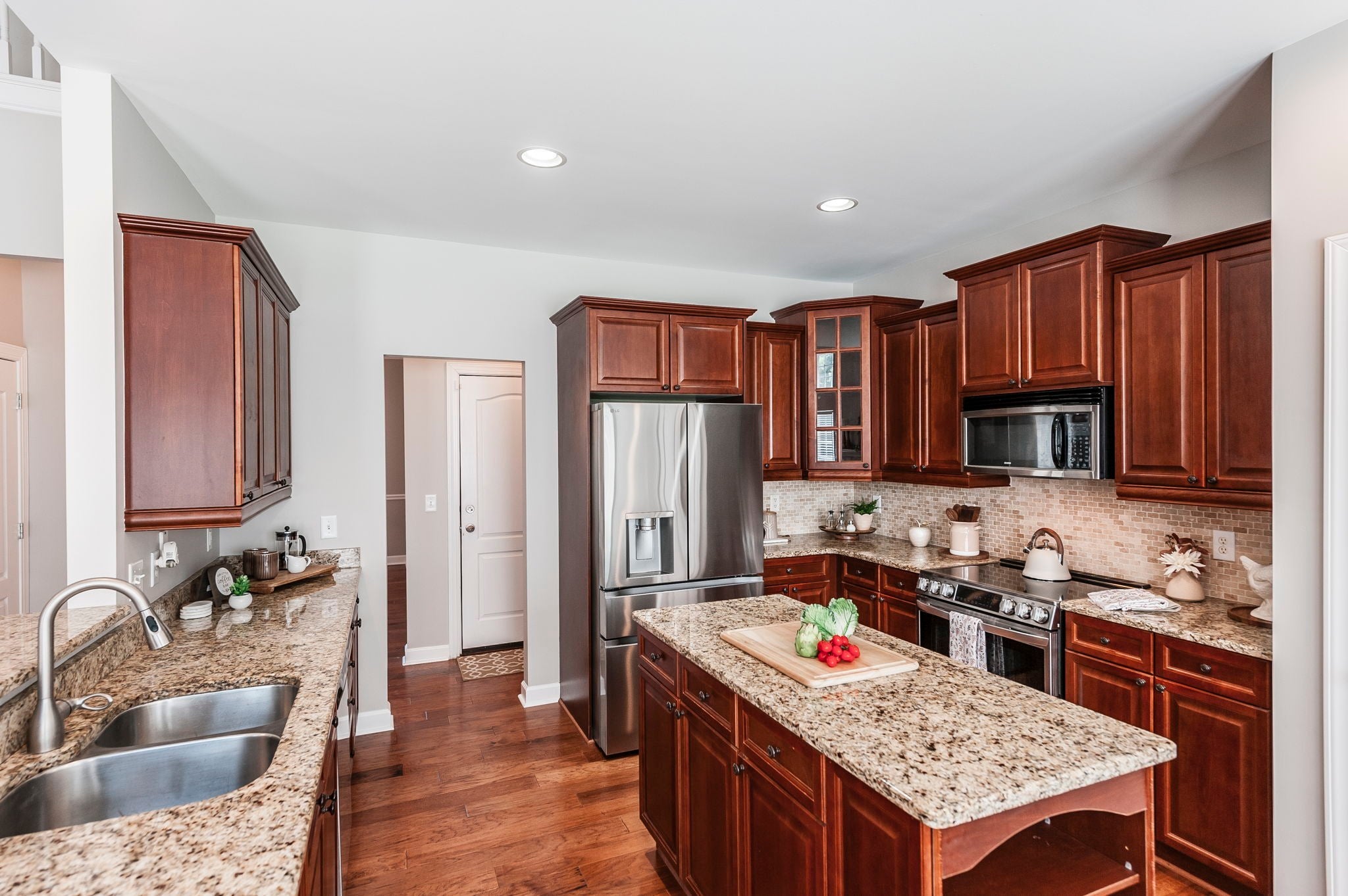 2054 Katherine Dr