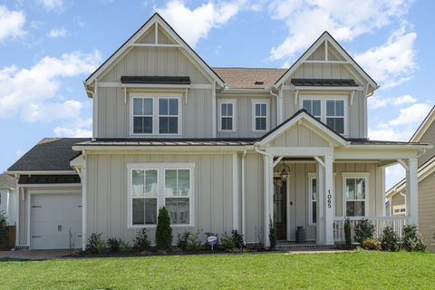 1065 Pine Creek Dr Arrington TN 37014
