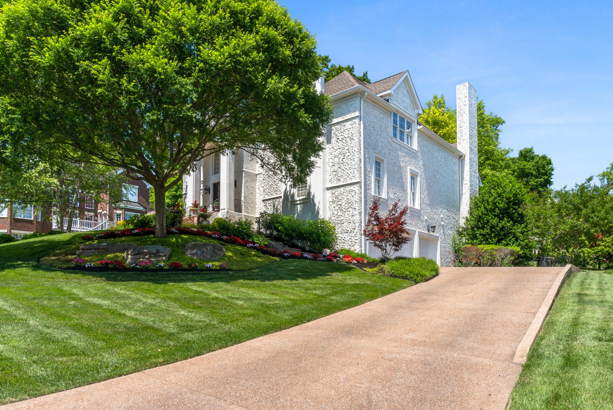 4 Ironwood Ln