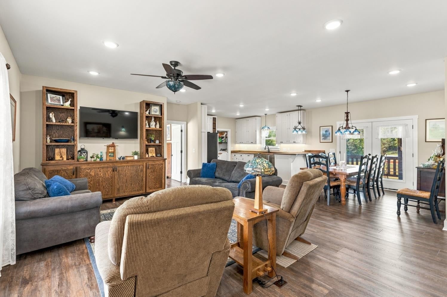 45834589 Crow Road NE