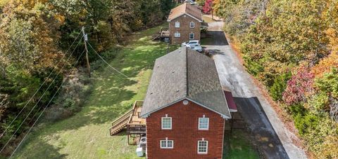 10092 Sneed Pt Lyles TN 37098