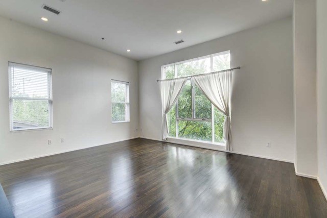 1201 5th Ave North