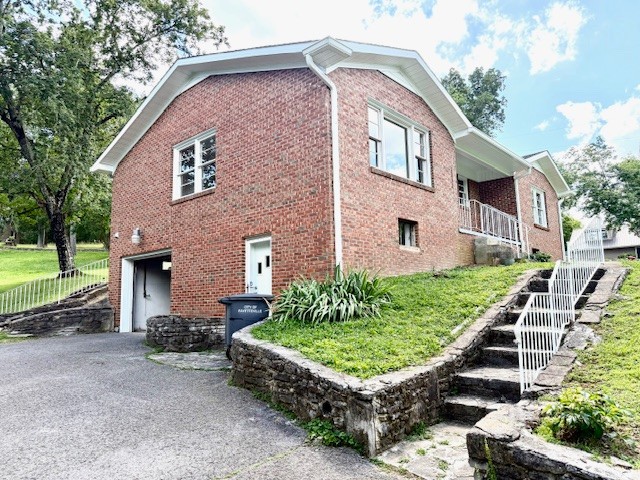 212 Wallace Dr