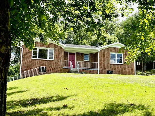 212 Wallace Dr