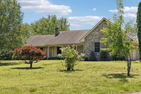 1690 Lawrence Ln Springfield TN 37172