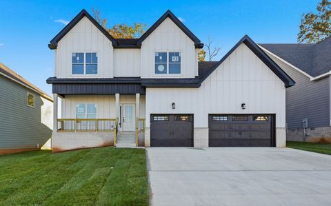 986 Alton Dr Clarksville TN 37043