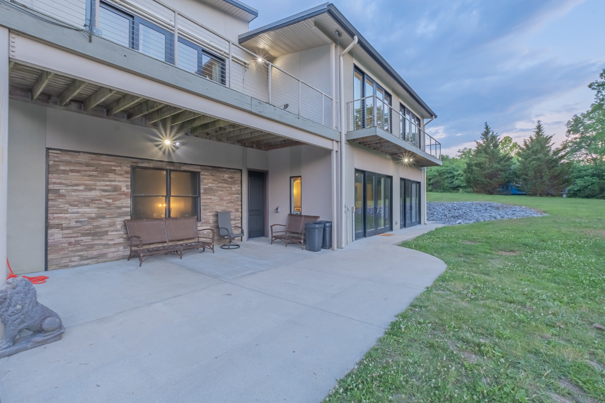 6655 Craddock Ln