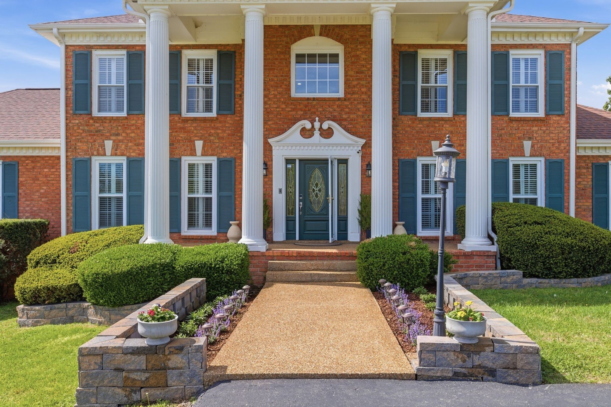 4-bed home for sale in Brentwood, TN 37027, 9303 Concord Rd 9303 Concord Rd, Brentwood TN 37027 4-bed home, photo 3 of 60