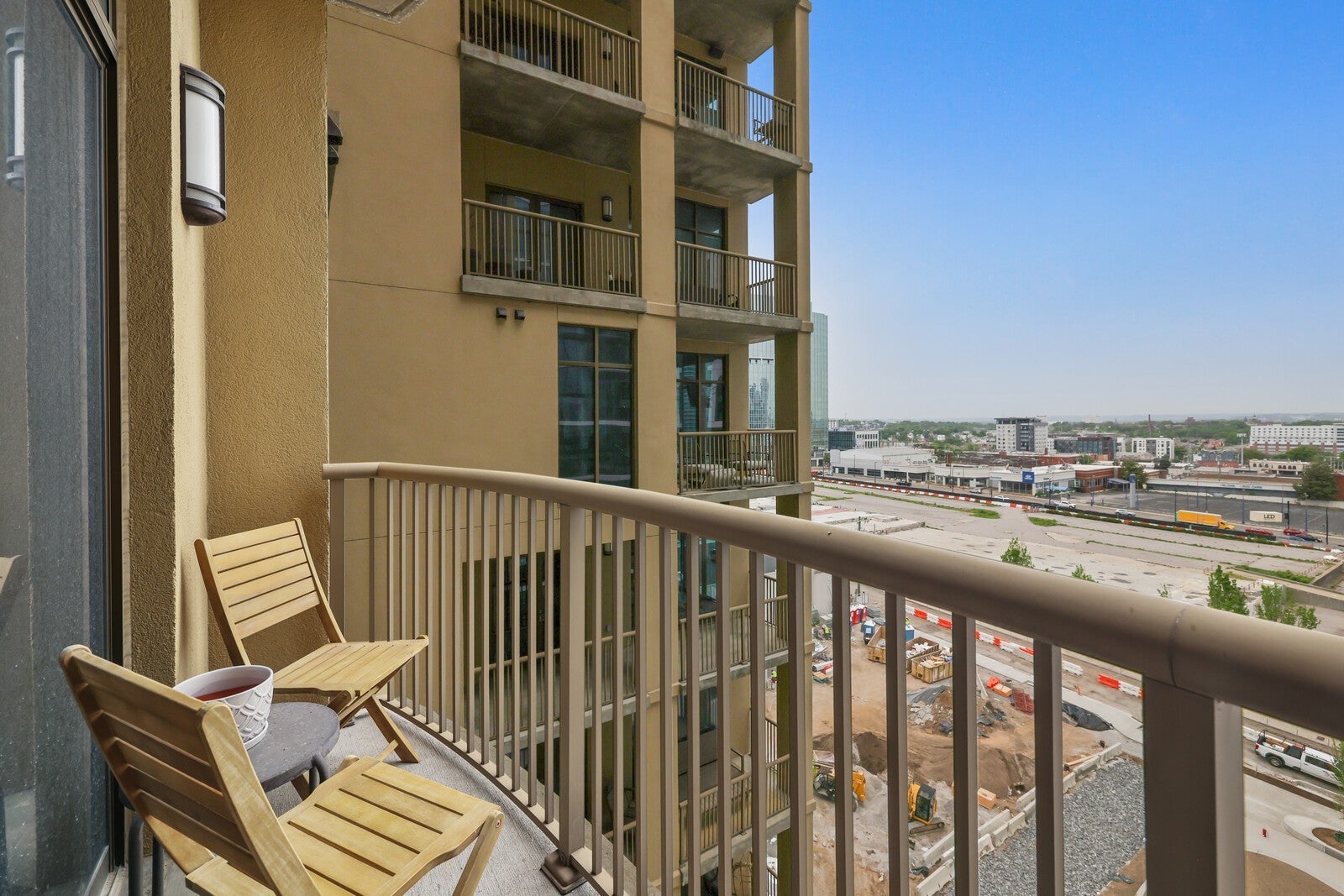 1510 Demonbreun St 906 - home for sale