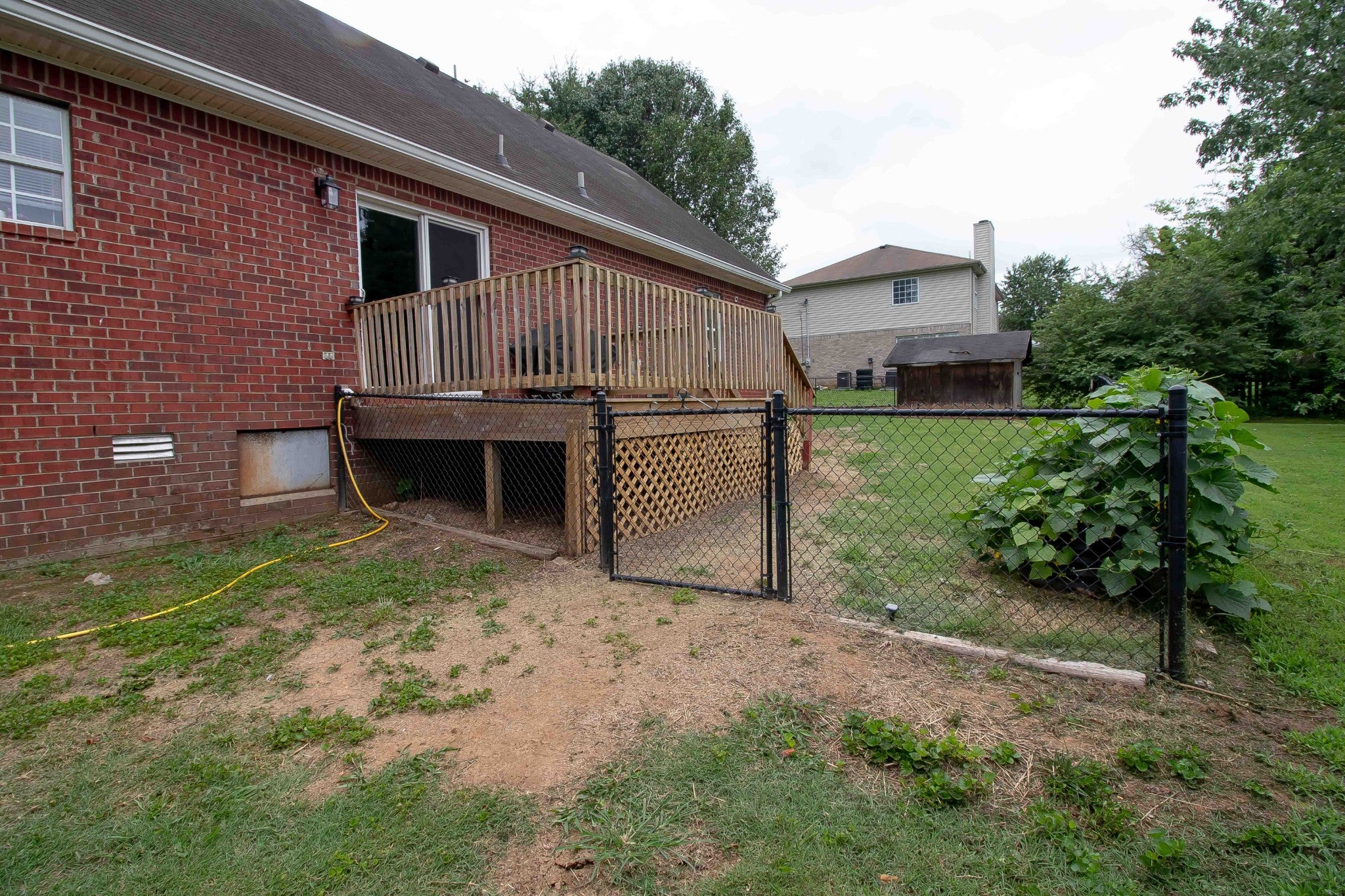 114 Lake Forest Dr