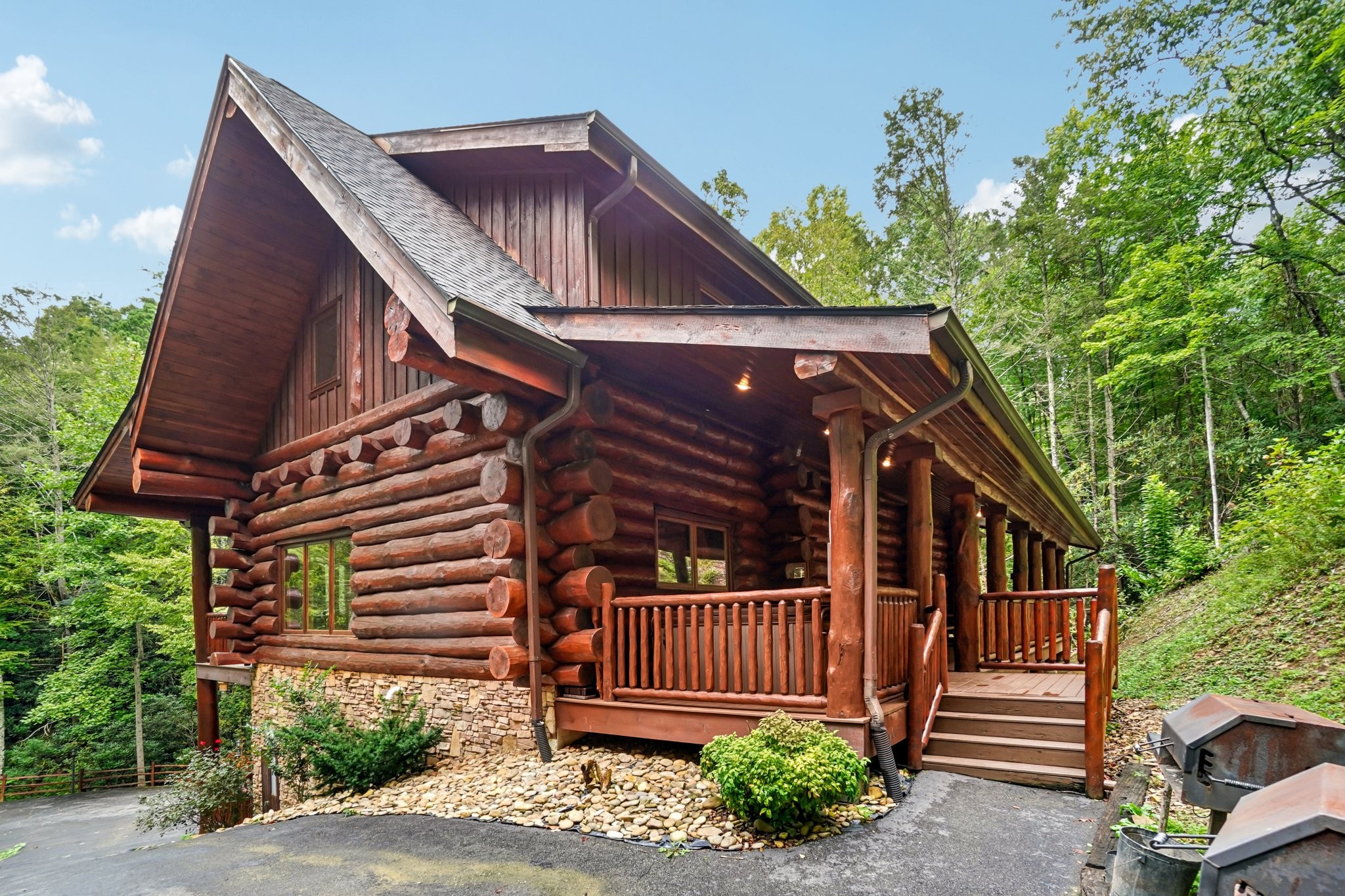 641 Pinnacle Vista Rd