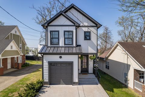 Photo of 813 40th Ave N, Nashville, TN 37209 (MLS # 3164551)