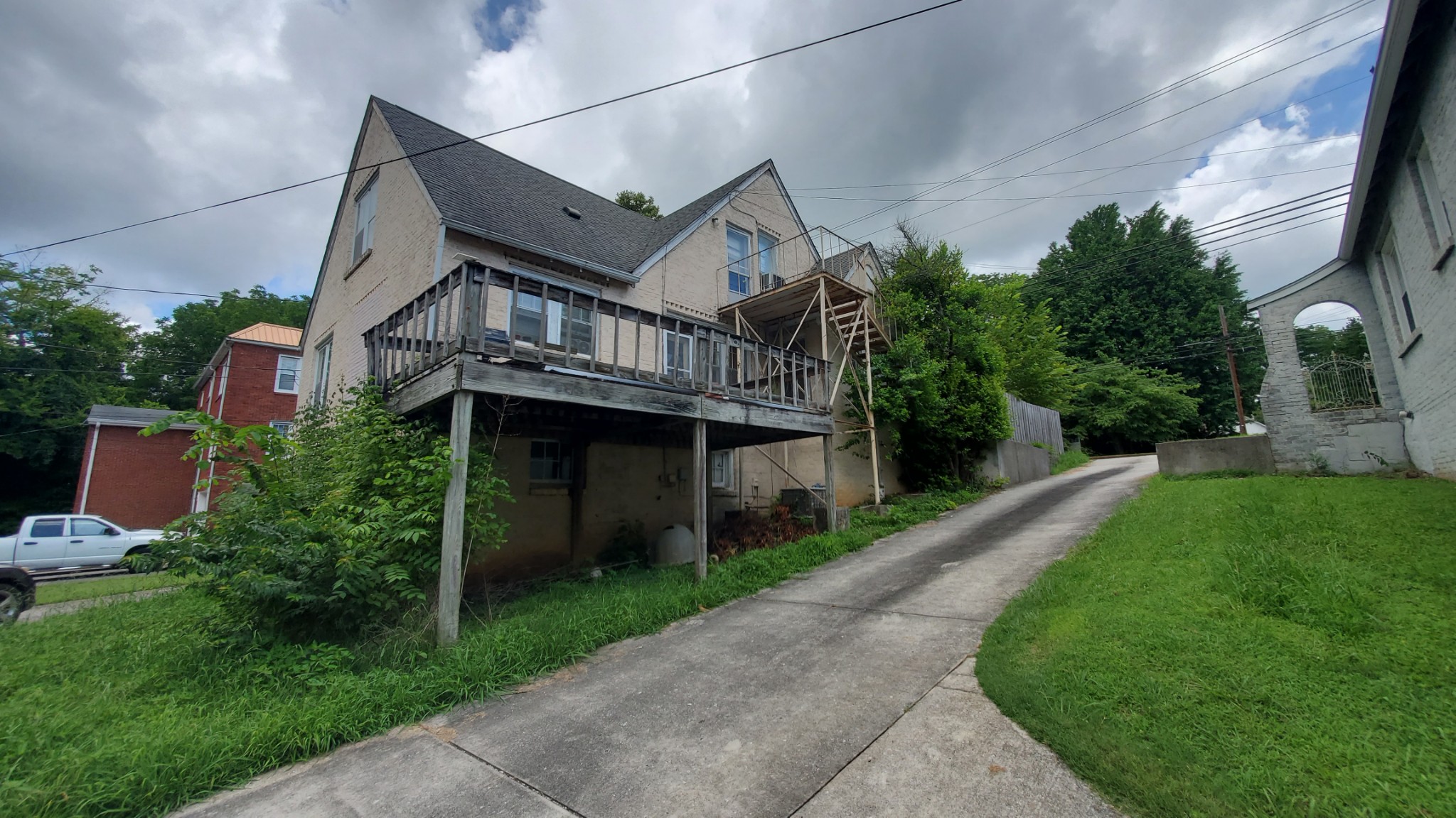 427 W Main St