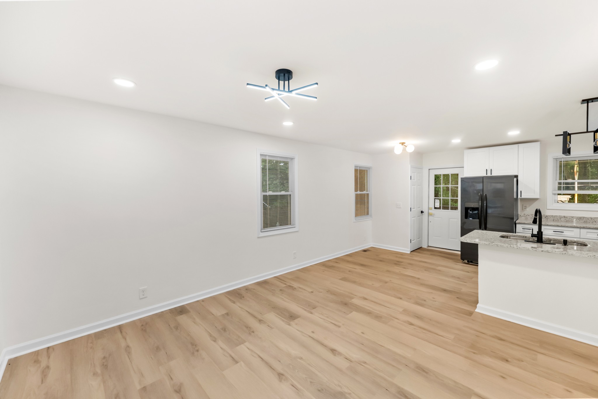 2503 Allenwood Dr