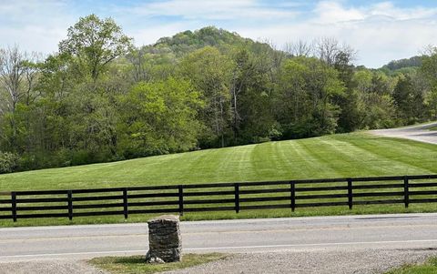 6414 Peytonsville Arno Rd College Grove TN 37046