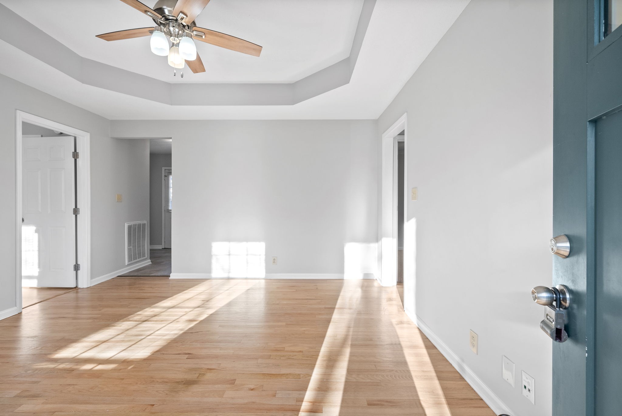 Clarksville, Tennessee 37042, United States, 3 Bedrooms Bedrooms, ,2 BathroomsBathrooms,Residential,Active,176858