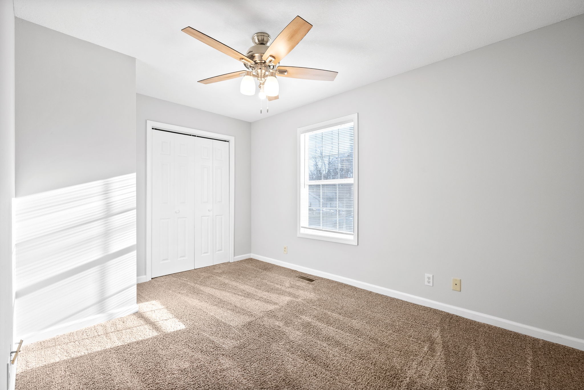 Clarksville, Tennessee 37042, United States, 3 Bedrooms Bedrooms, ,2 BathroomsBathrooms,Residential,Active,176858