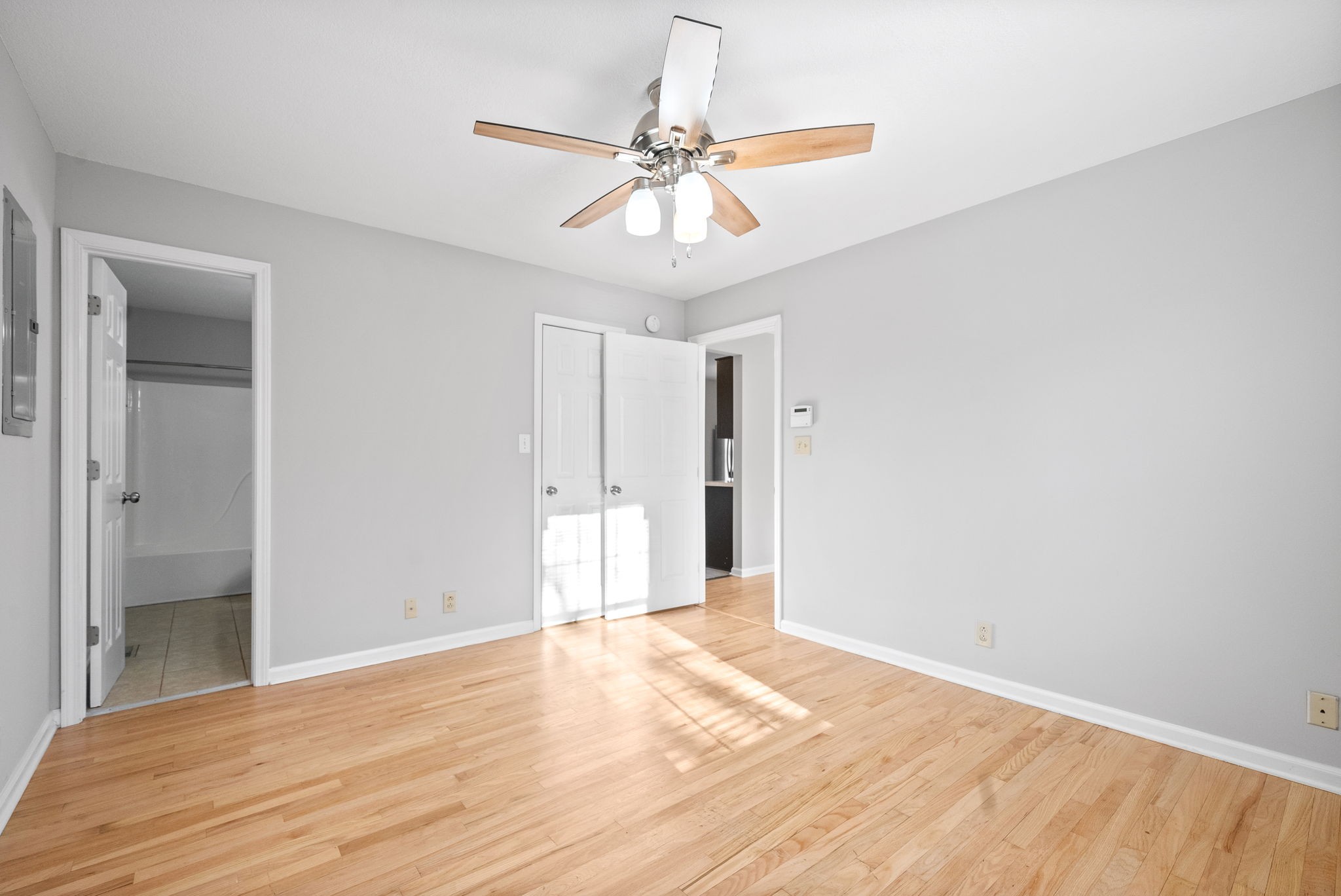 Clarksville, Tennessee 37042, United States, 3 Bedrooms Bedrooms, ,2 BathroomsBathrooms,Residential,Active,176858