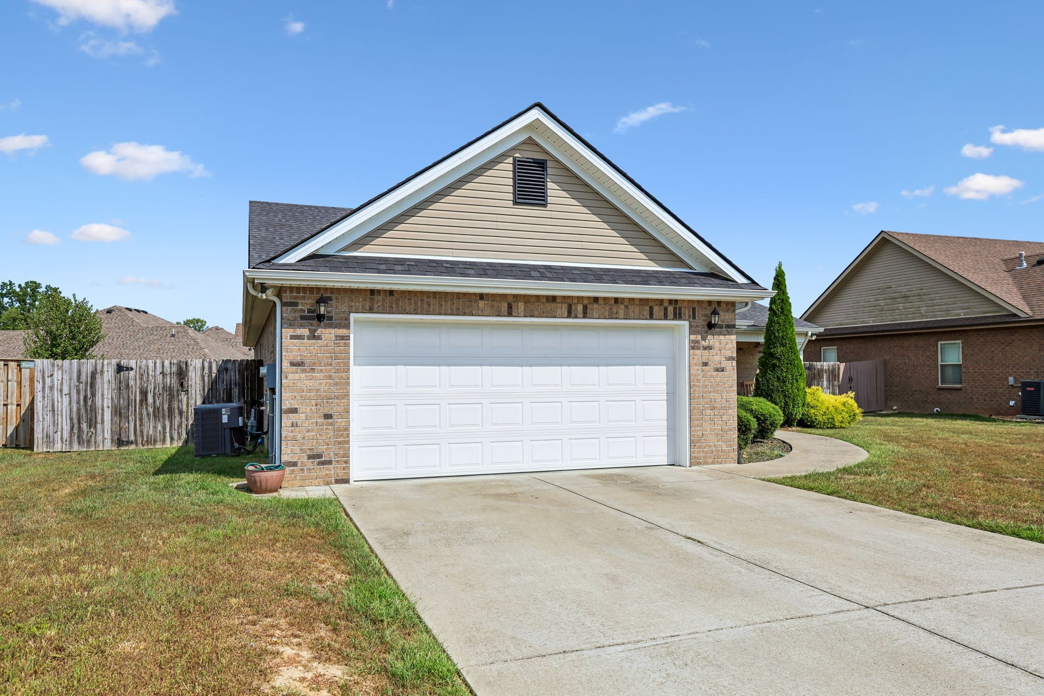 280 Spring Breeze Dr