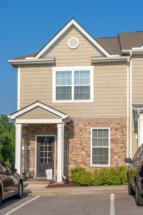 701 Dallas Dr Columbia TN 38401
