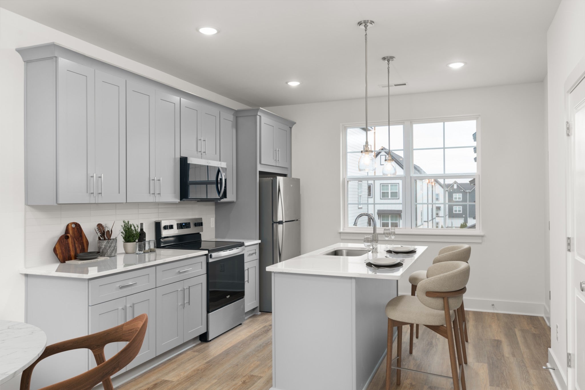 2-bed home at 700 N Dupont Ave 113, Madison, sold March 28, 2026