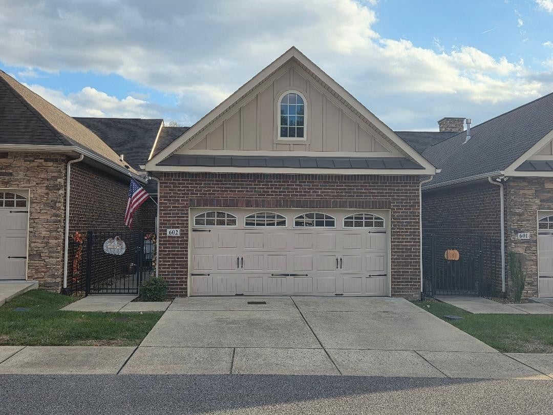 100 Placid Grove Ln 602