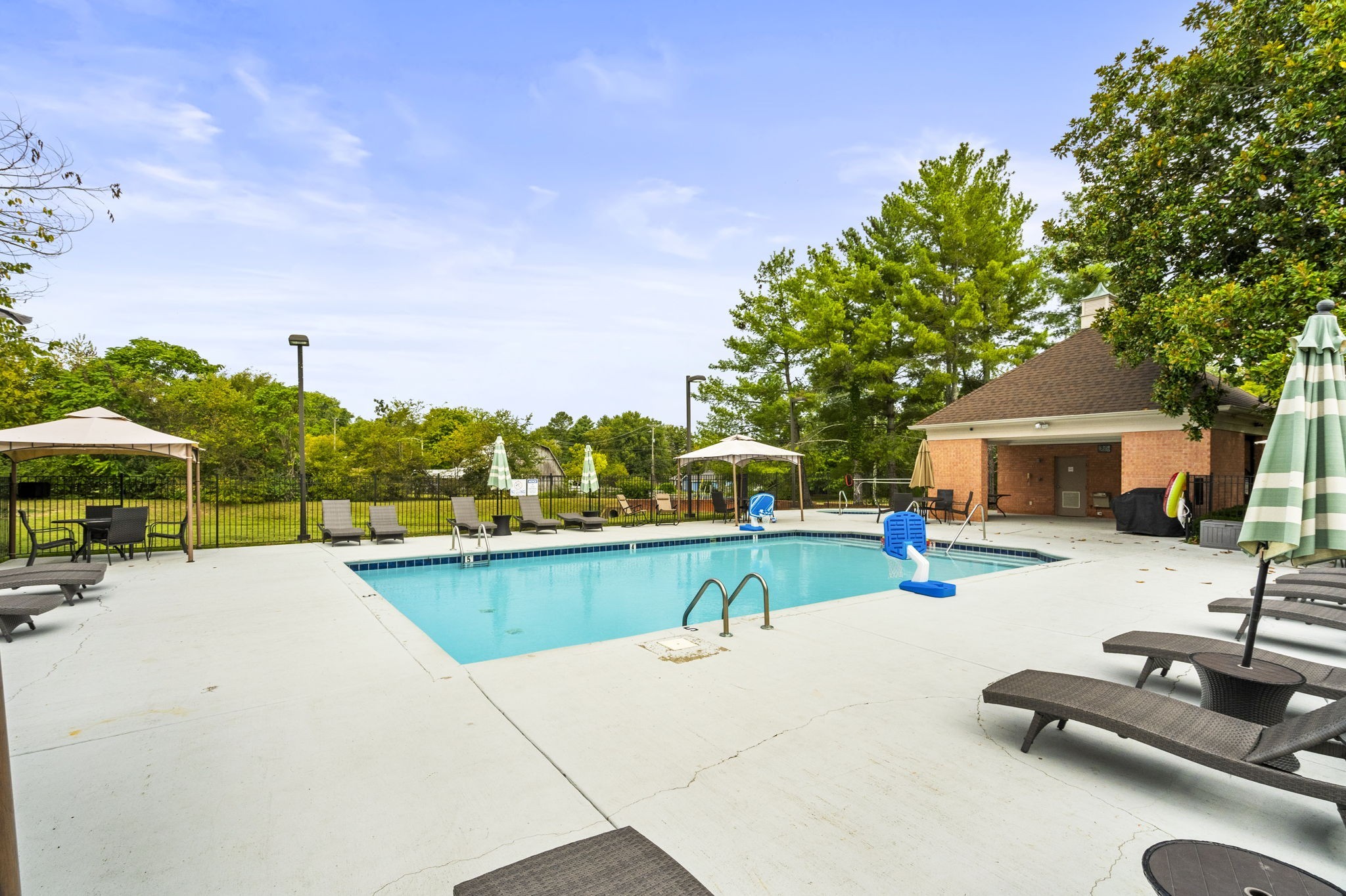 513 Cold Stream Pl