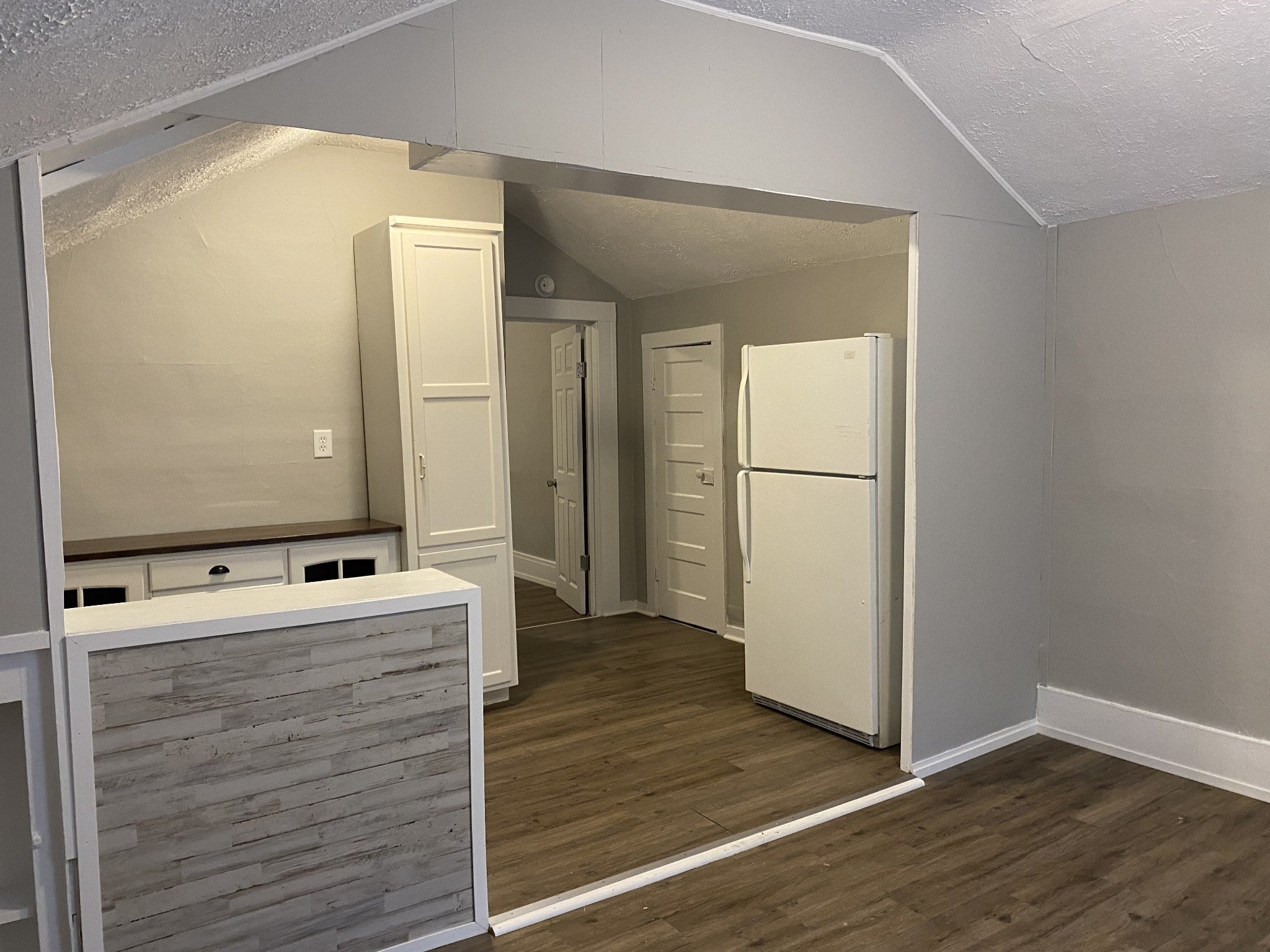 443 Greenwood Ave 3