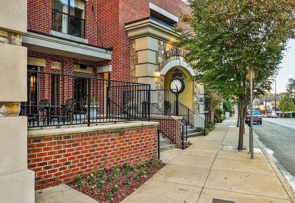 1803 Broadway 630