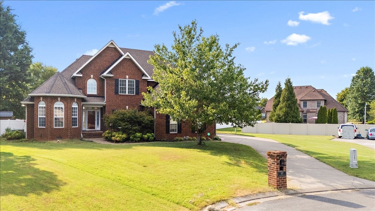 427 Garden City Dr