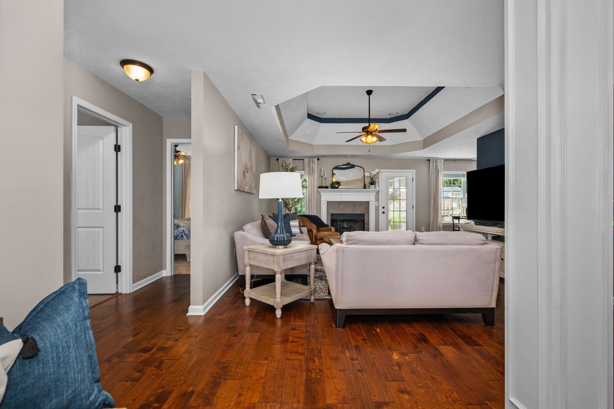 1425 Round Rock Dr
