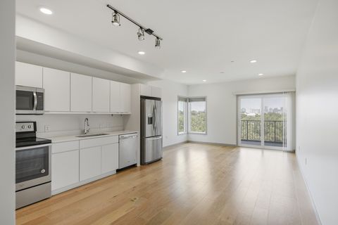 400 Herron Dr 202 Nashville TN 37210