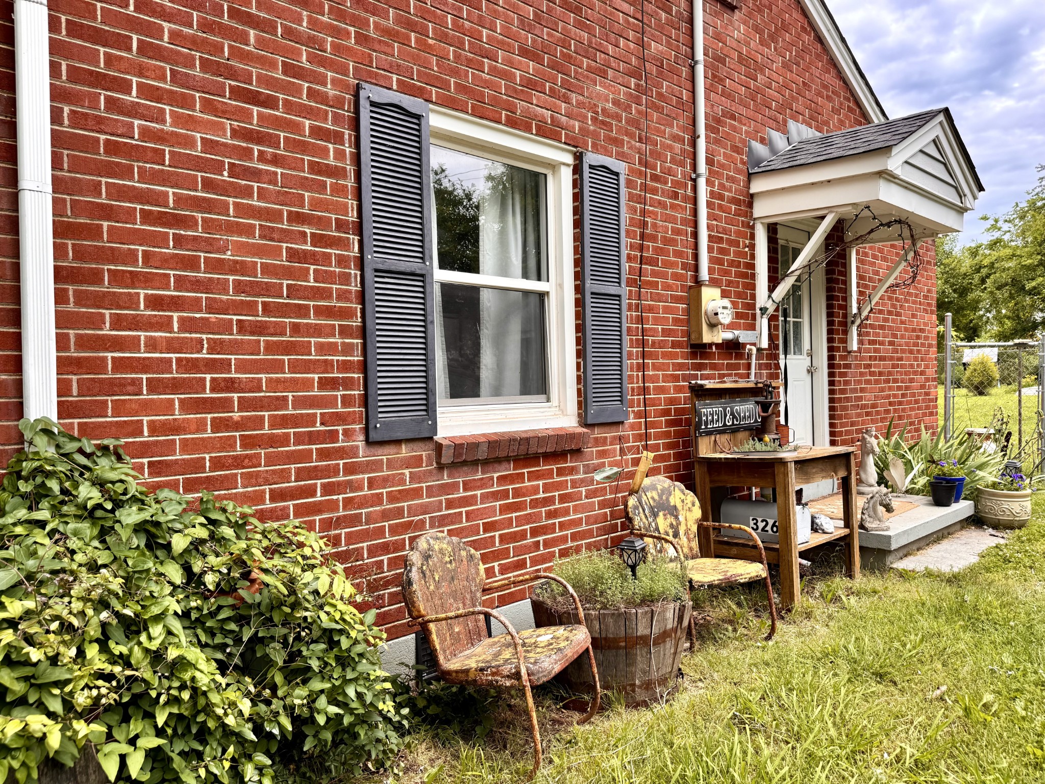 326 Jackson Rd